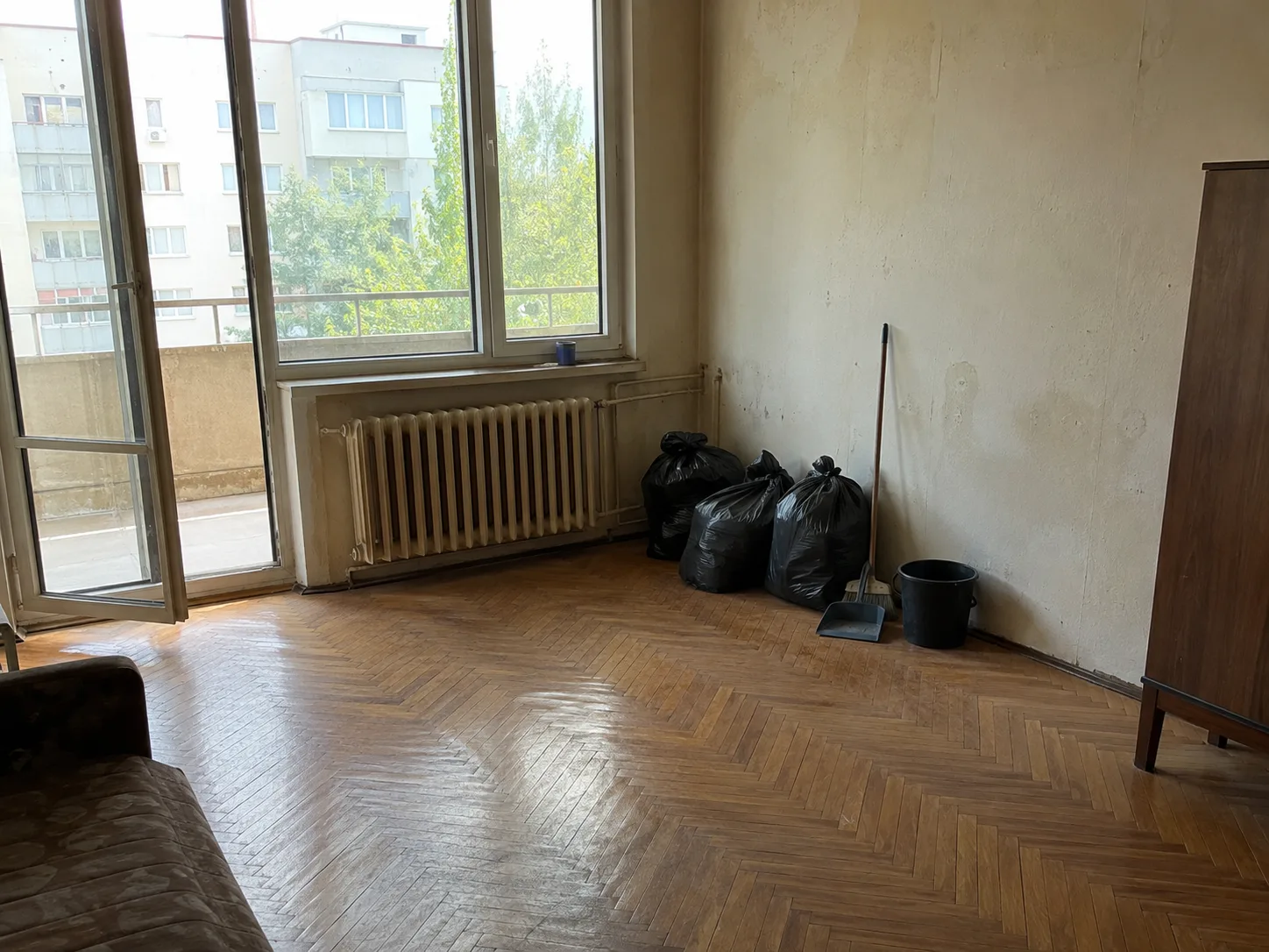 ПОЧИСТВАМЕ И РАЗЧИСТВАМЕ ВСИЧКО НЕНУЖНО.